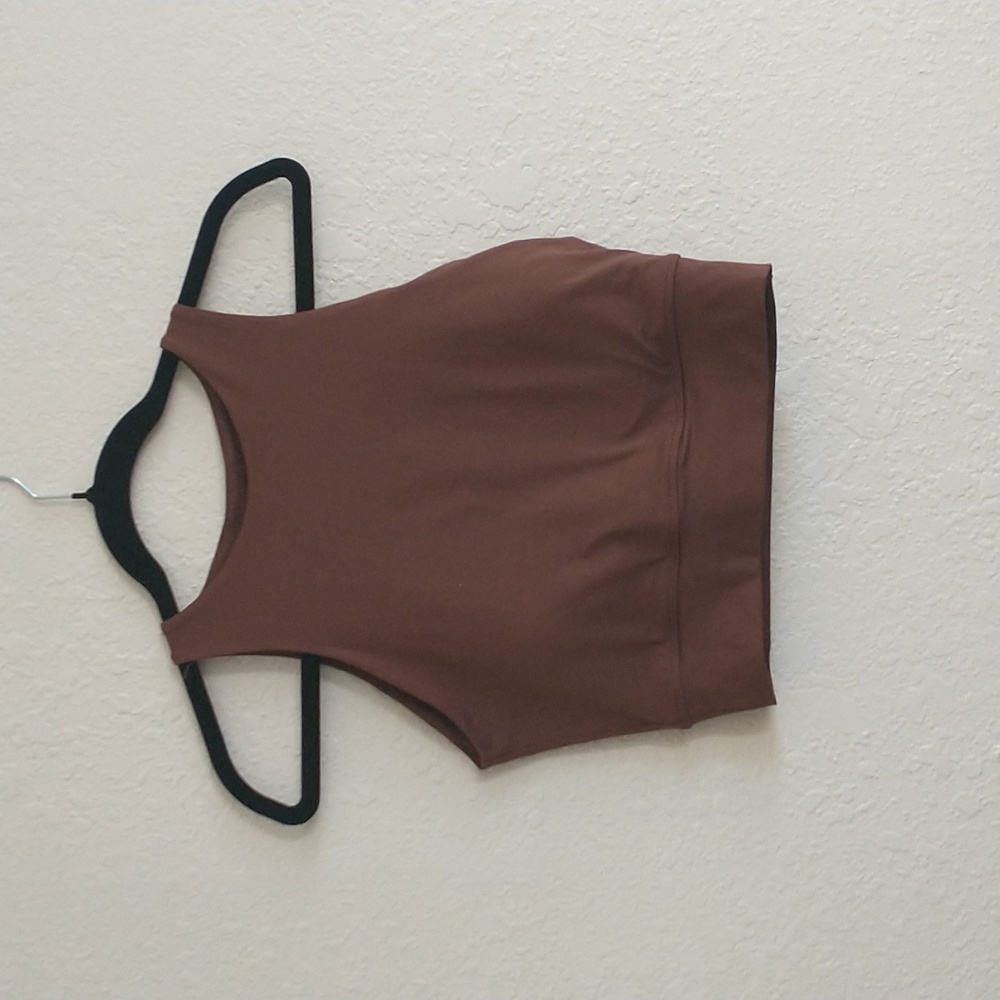 NWOT Laslulu High Neck Crop Performance Tank Size M